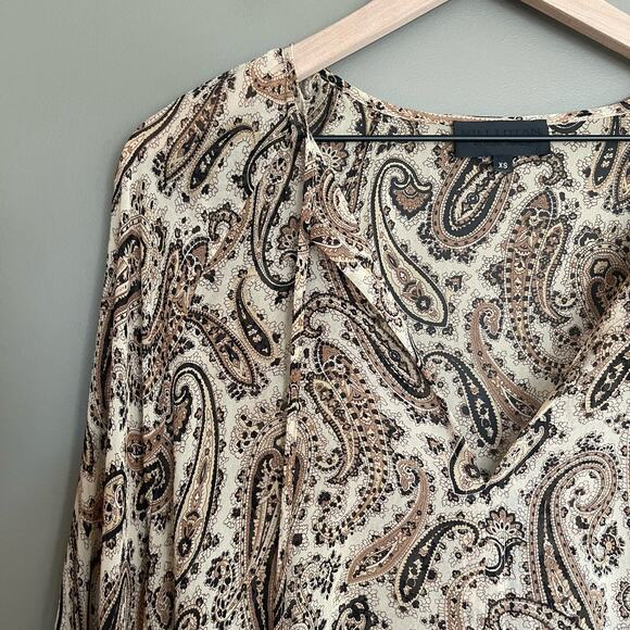 Nili Lotan Acadia Paisley‎ Silk Blouse Size XS Cream Black Neutrals Blouson Chic - Picture 7 of 16